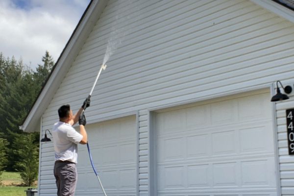 House Washing Service Company Near Me in Vancouver WA
